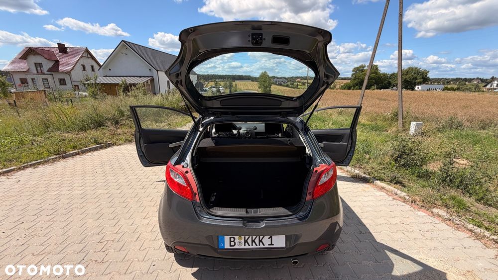 Mazda 2 - 7