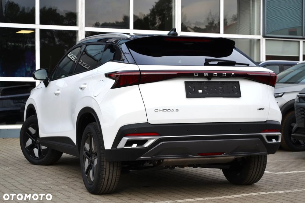 Omoda 5 1.5 T-GDI Hybrid Premium DHT - 13