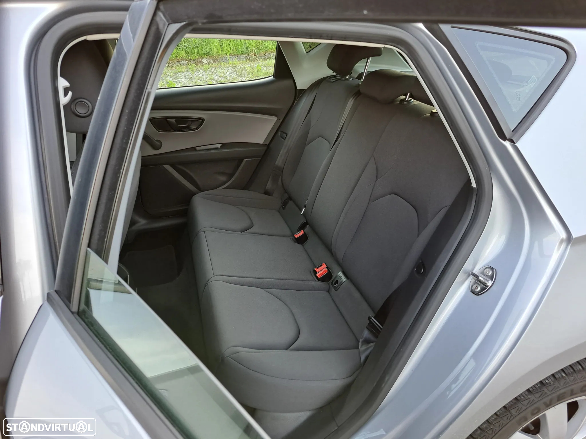 SEAT Leon 1.6 TDI Reference S/S - 21