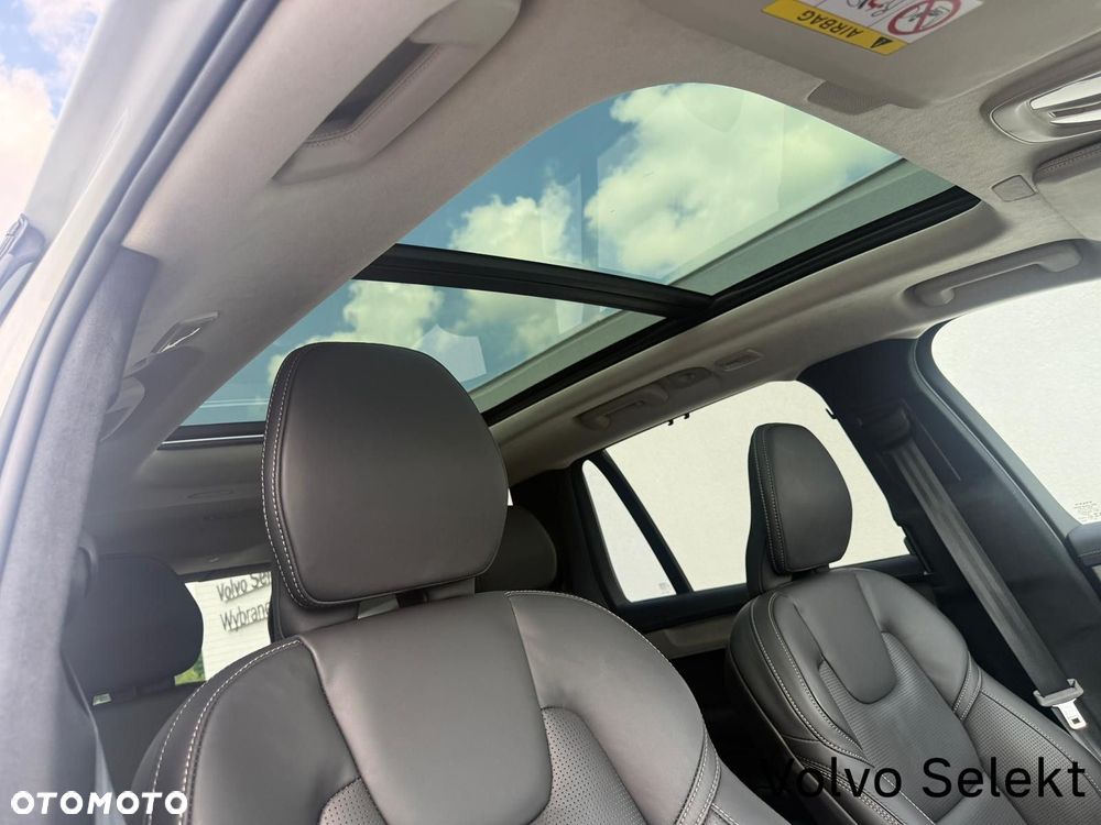 Volvo XC 90 - 33