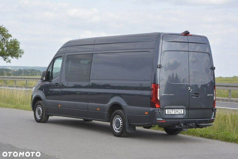 Mercedes-Benz Sprinter - 4