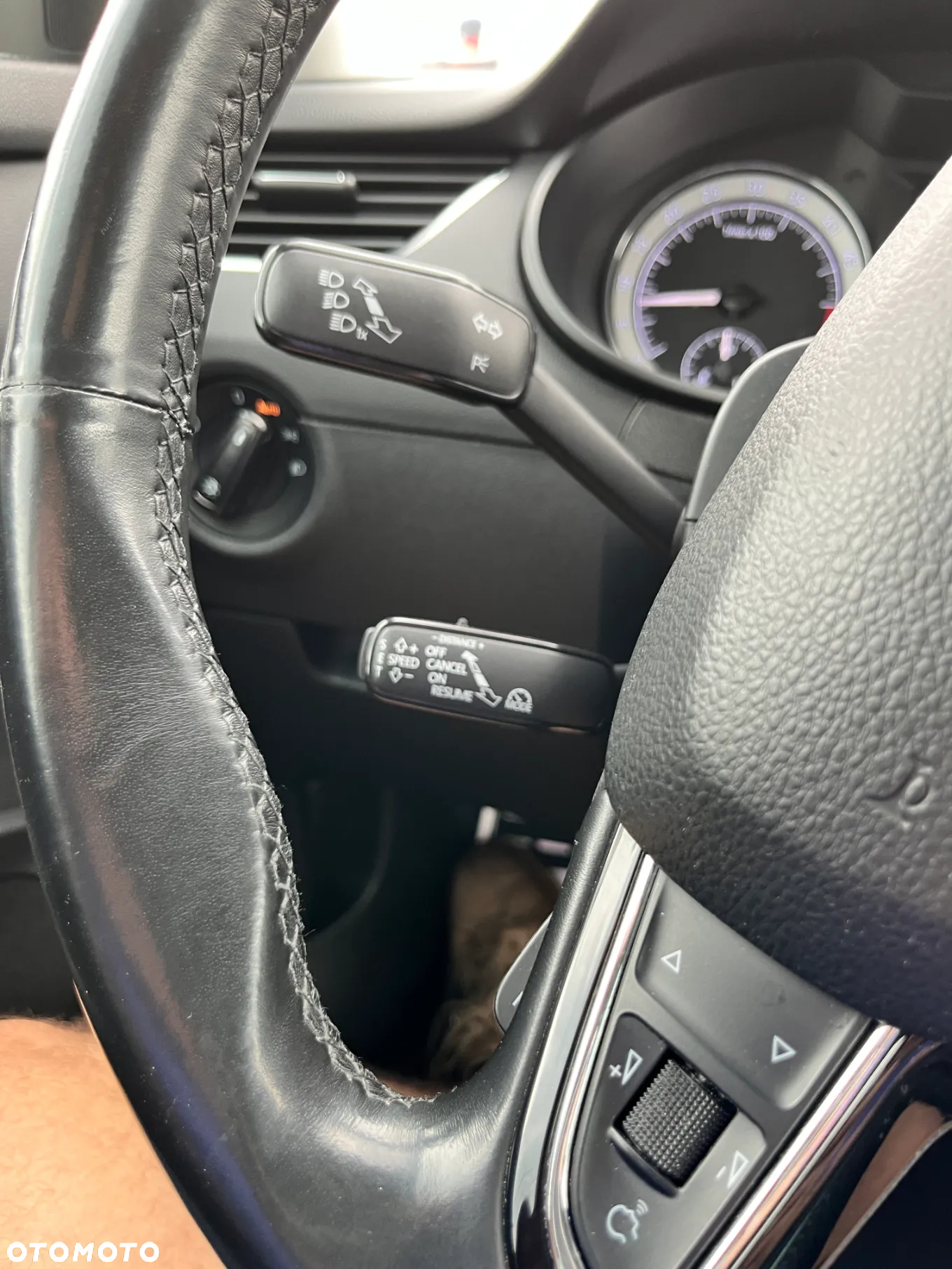 Skoda Octavia 2.0 TDI DSG Style - 14