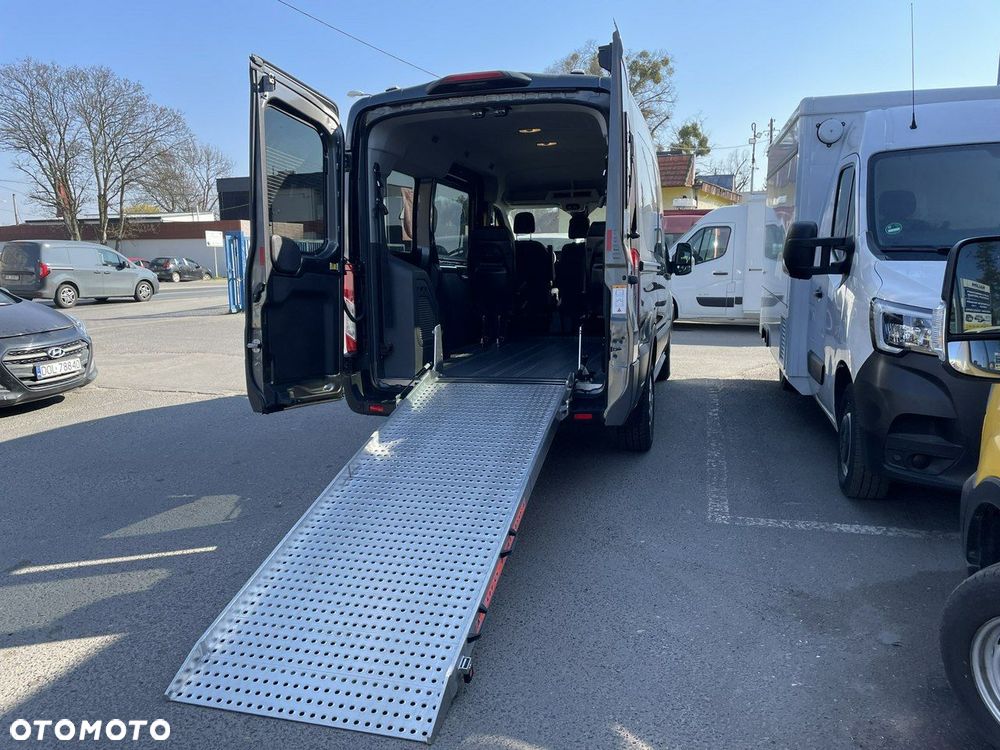 Ford Transit - 1
