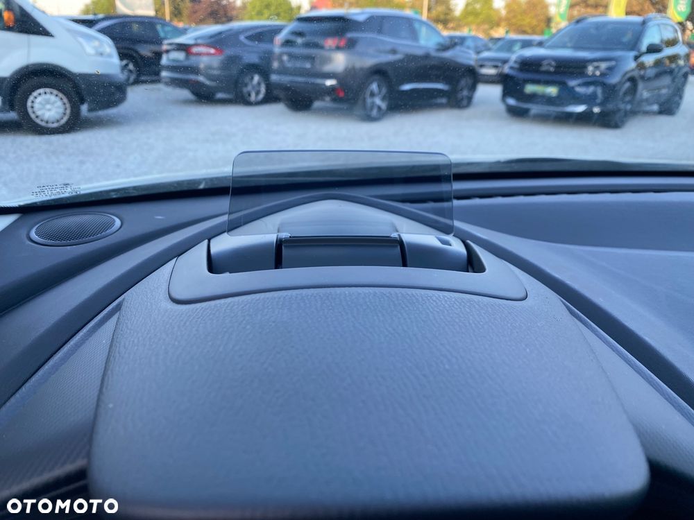 Mazda 2 SKYACTIV-G 115 (i-ELOOP) Sports-Line - 18