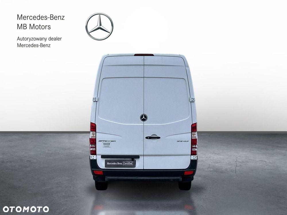 Mercedes-Benz Sprinter - 5