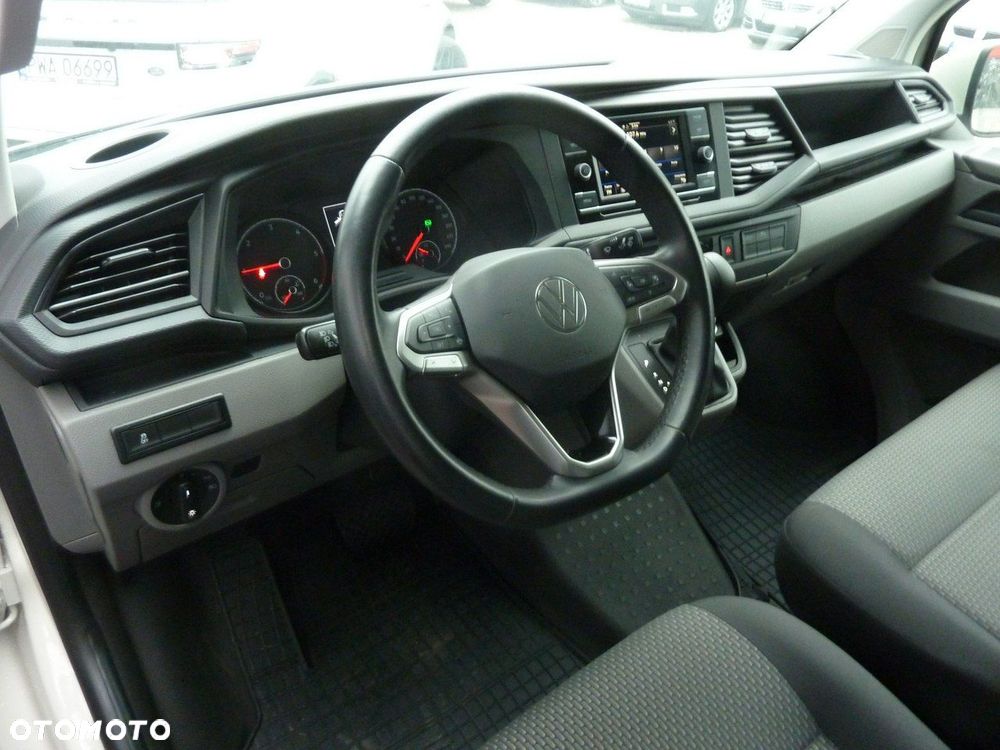 Volkswagen Transporter - 11
