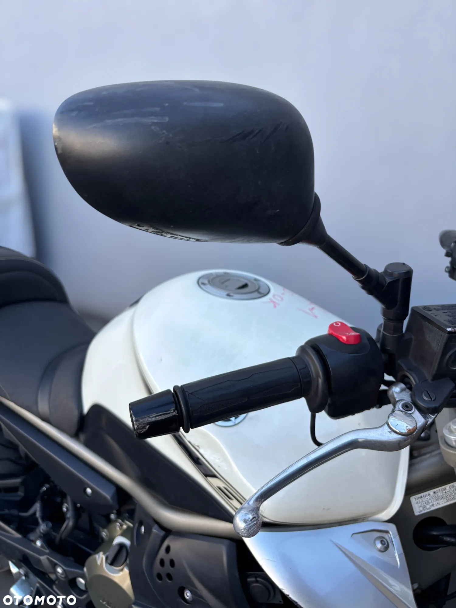 Yamaha XJ - 12