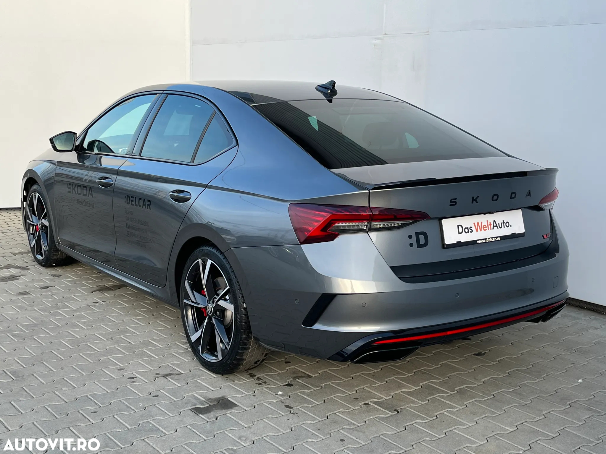 Skoda Octavia 2.0 TSI DSG RS - 3