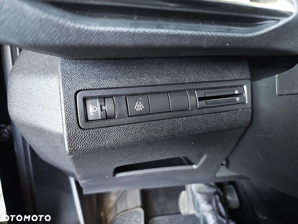 Peugeot 3008 - 21