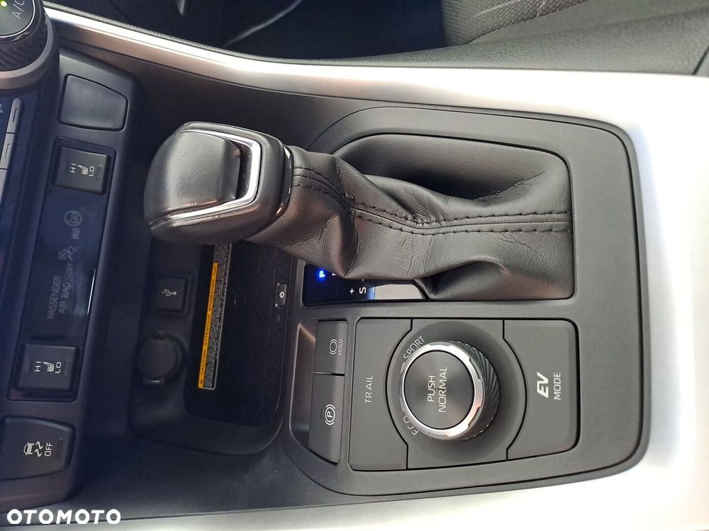 Toyota RAV4 2.5 Hybrid Comfort 4x4 - 19