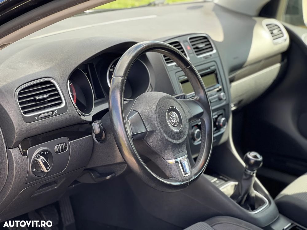 Volkswagen Golf 1.6 Comfortline - 12