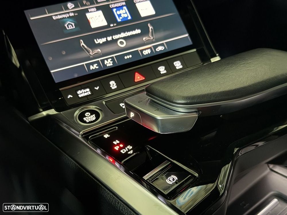 Audi Q8 e-Tron Sportback 50 quattro S line - 31