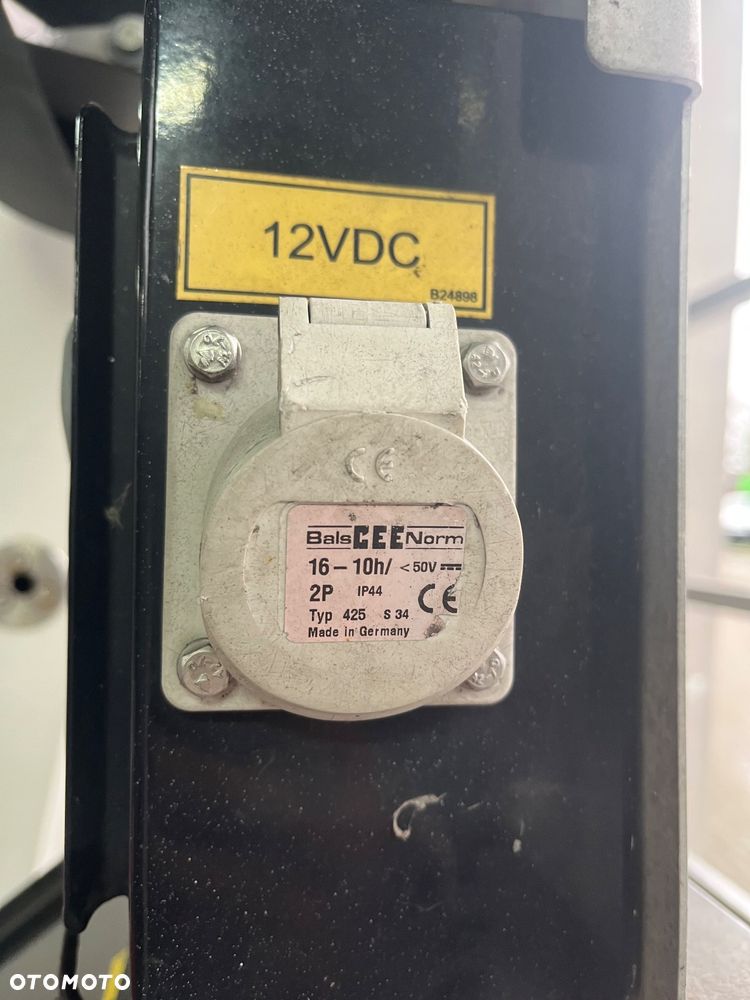 Nissan Podnośnik Koszowy Zwyżka Palfinger 210Bk 21 Metrów 16 w bok ! PILOT NA KABLU!! UDT !! Kosz 1000V Izolowany Jak Wumag Ruthmann Gsr - 13