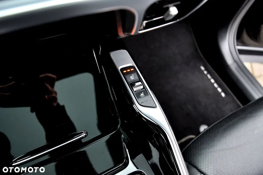 Kia Sorento 1.6 T-GDI HEV Prestige Line 7os - 32