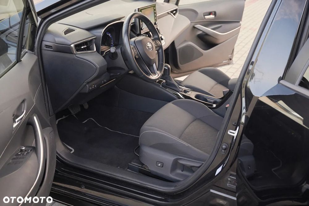 Toyota Corolla 1.8 Hybrid Comfort - 25