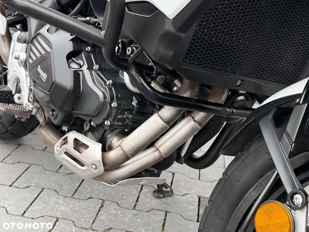 Benelli TRK 502X - 18