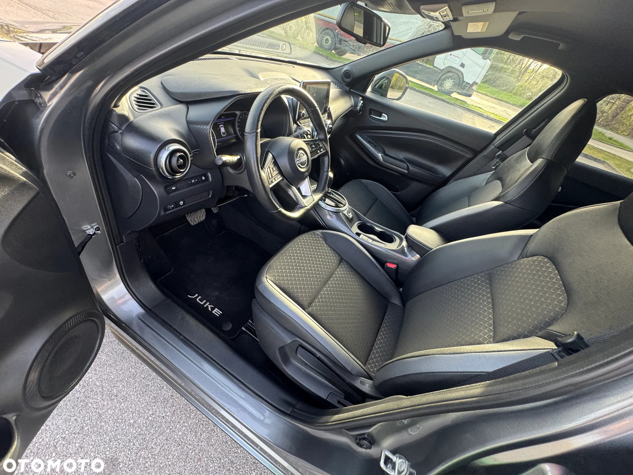 Nissan Juke 1.0 DIG-T Tekna DCT - 22