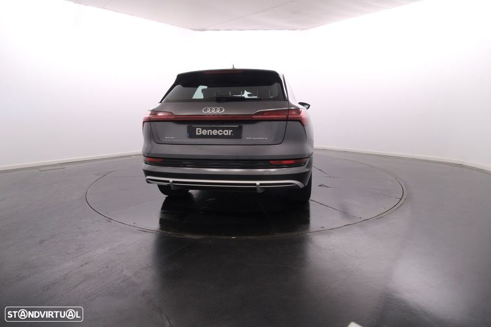 Audi e-tron 55 quattro S line - 6