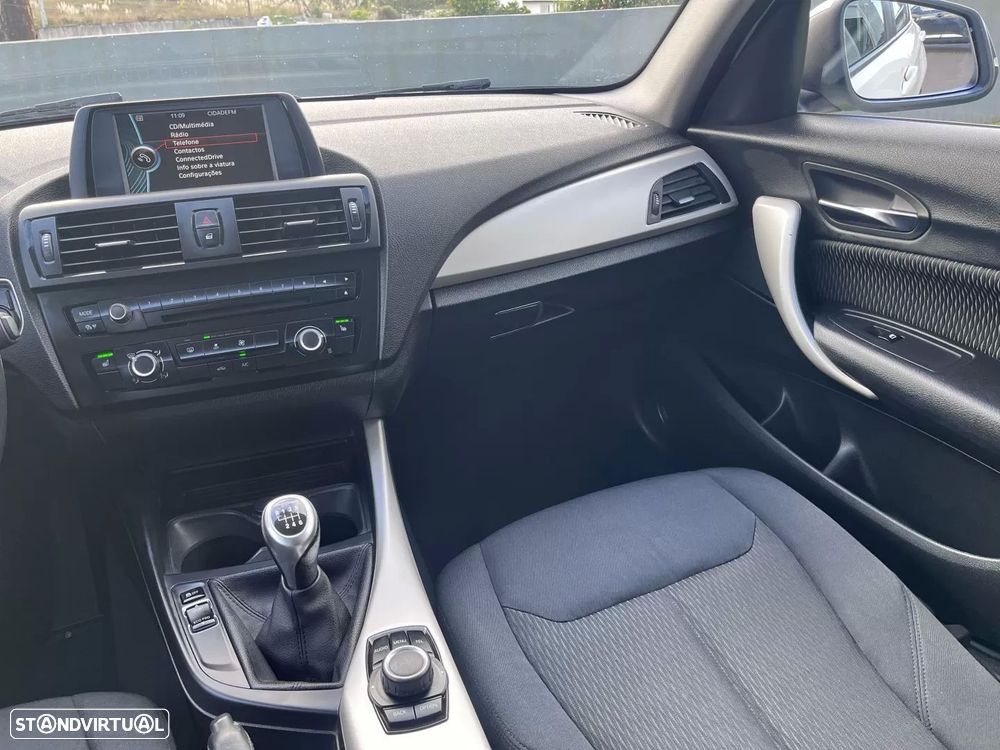 BMW 116 d Sport Line - 35