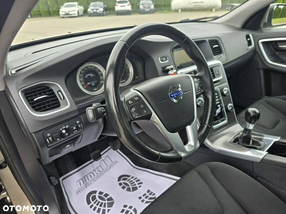 Volvo S60 - 16