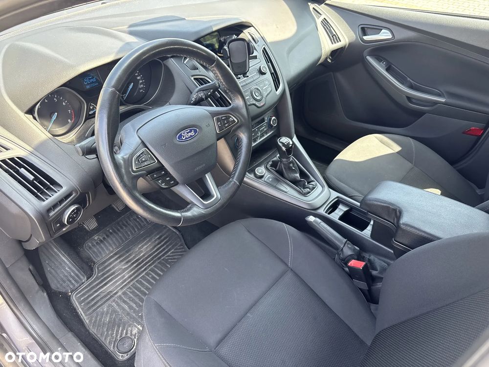 Ford Focus 1.0 EcoBoost Trend ASS - 9