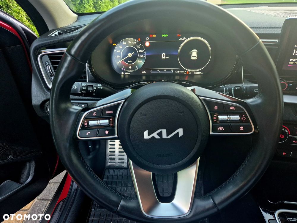 Kia XCeed 1.5 T-GDI L Business Line DCT - 12