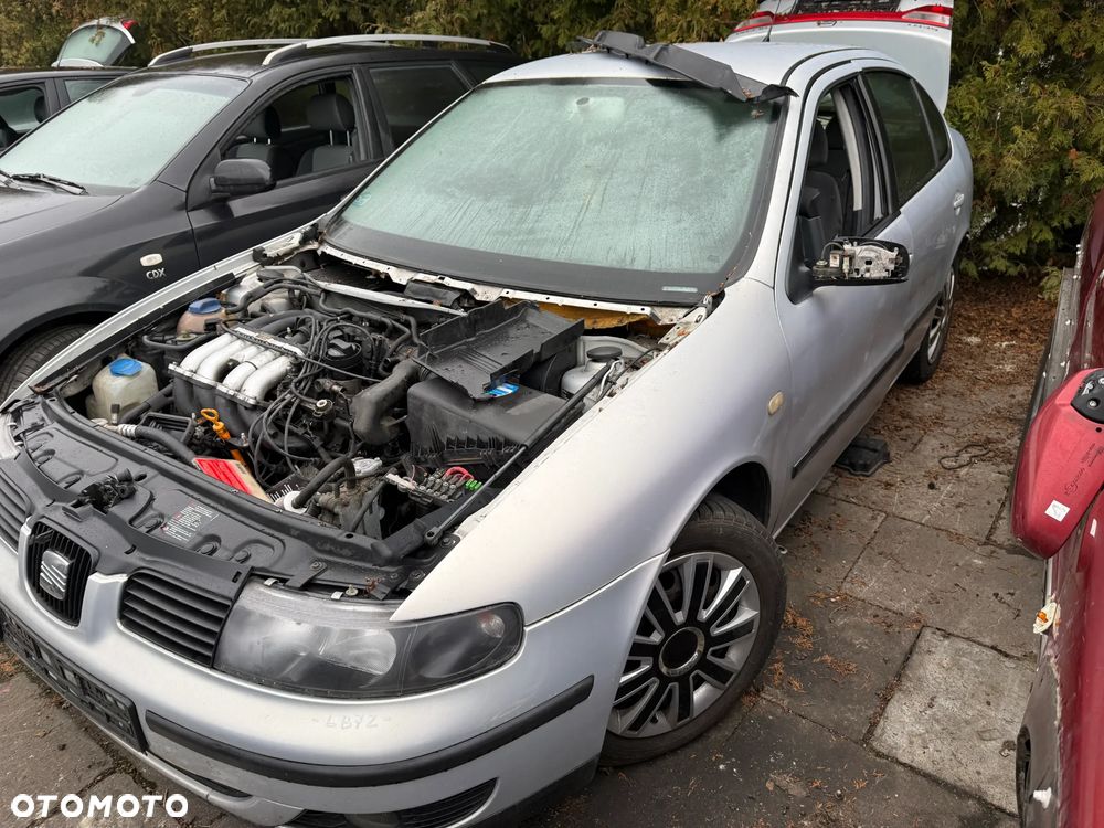 Seat Toledo II Toledo II 1.8 20V Skrzynia Maska Zderzak Błotnik Lampa Reflektor - 2