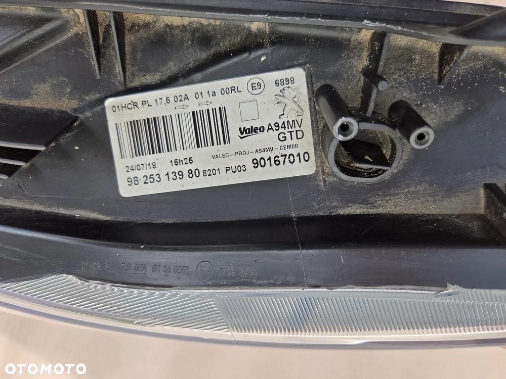 Lampa przednia lewa  Peugeot 2008 I LIFT  9825313980 - 15