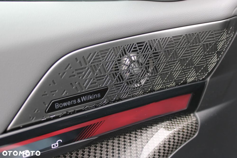 BMW Seria 5 550e xDrive PHEV M Sport - 25