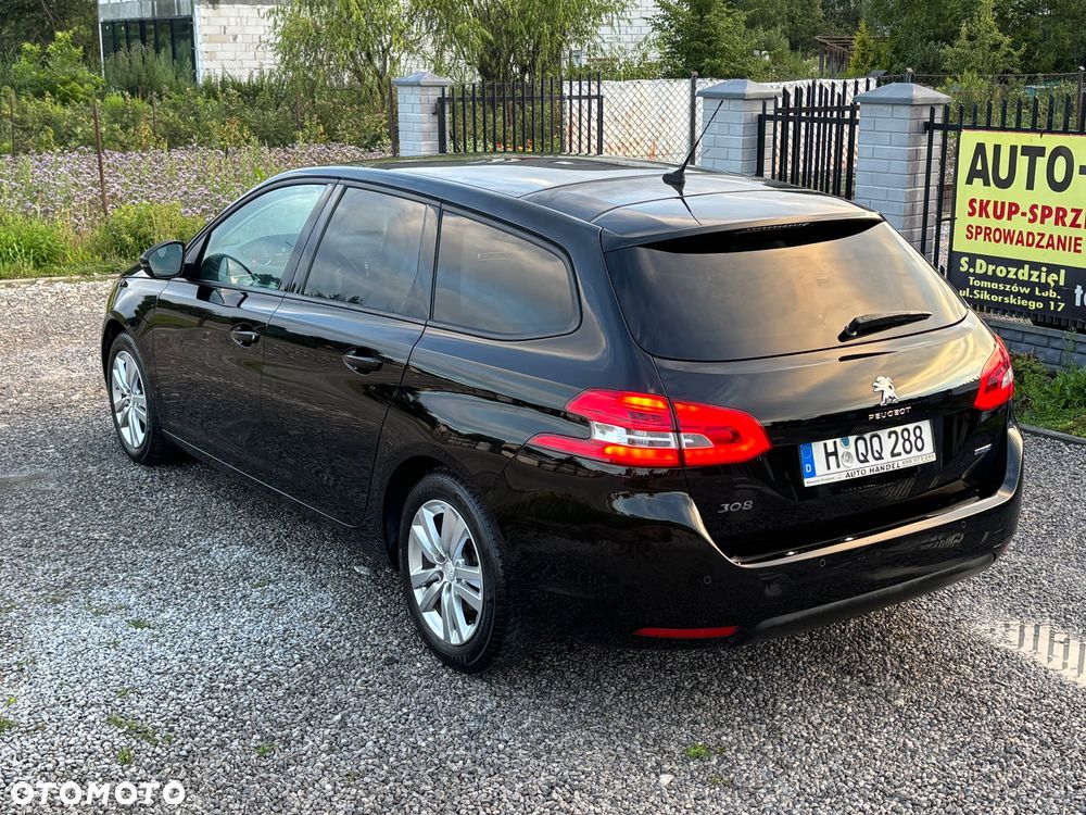 Peugeot 308 - 24