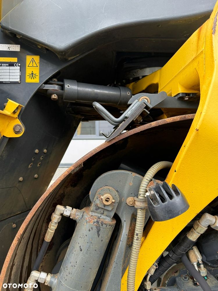 Bomag BW 154 AP-4 AM - 11
