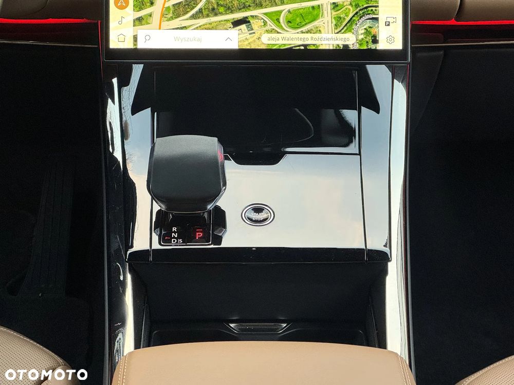 Land Rover Range Rover Sport D300 SE - 12