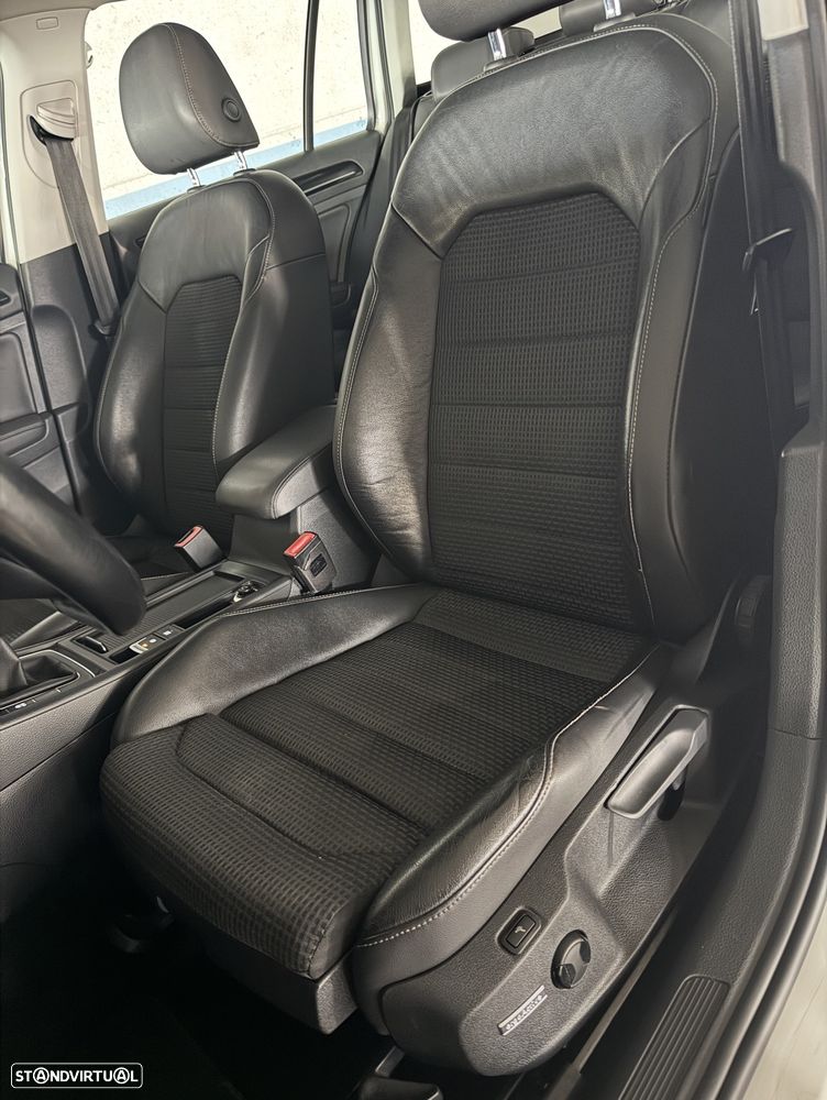 VW Golf Variant 1.6 TDi Highline - 11