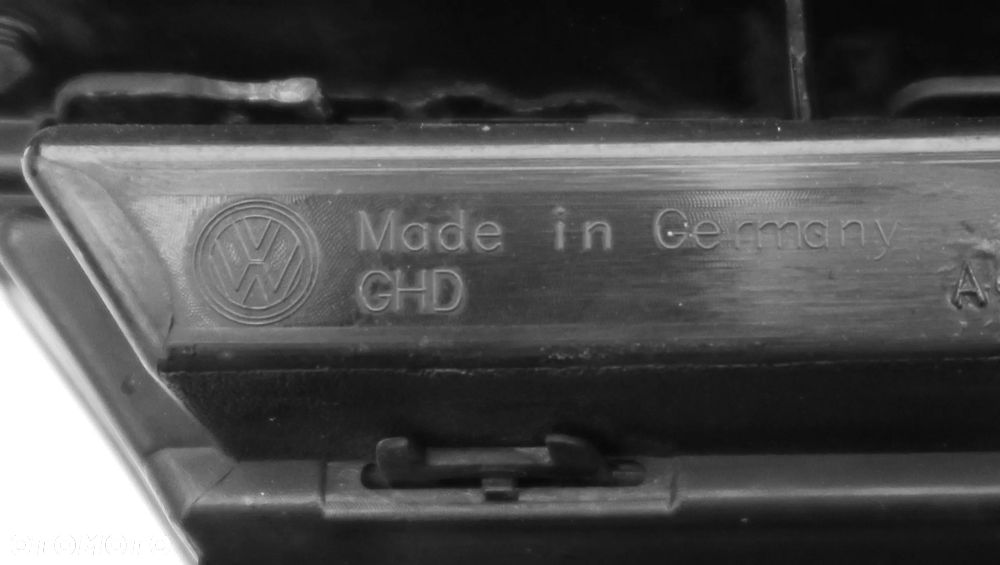 VW PASSAT B8 3G0 2014 - atrapa GRILL CHROM ORYGINAŁ OE - 15