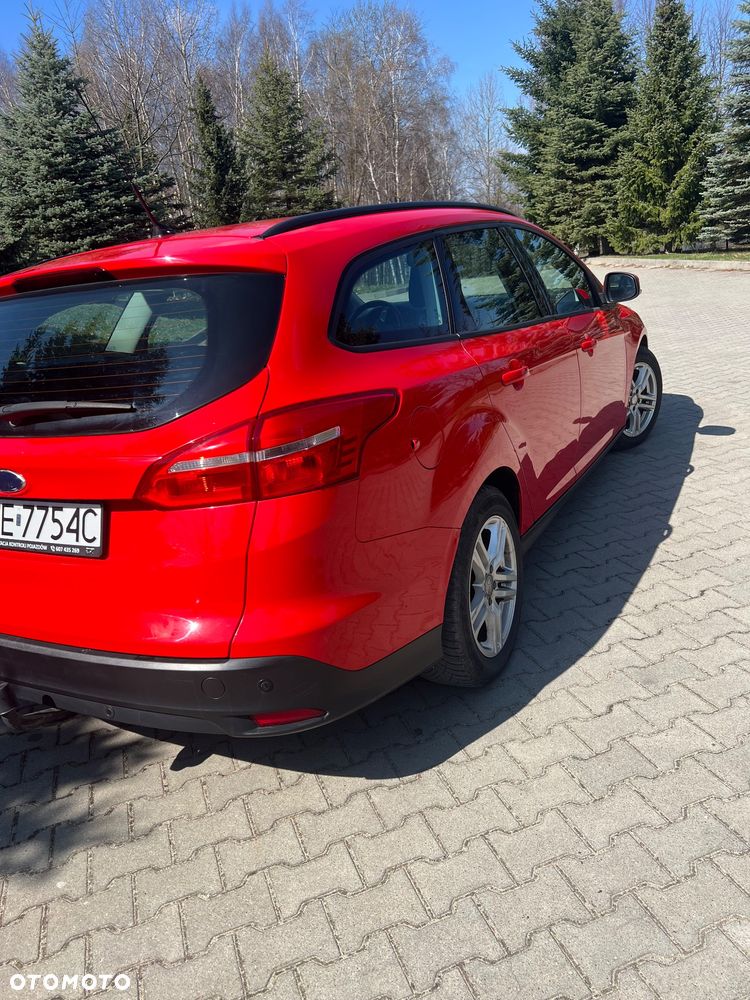 Ford Focus 1.5 TDCi Trend - 4