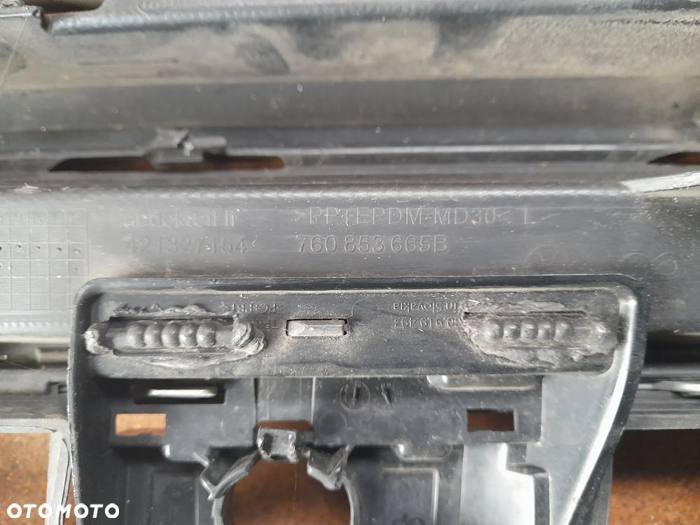 ATRAPA KRATKA ZDERZAKA LEWA PRAWA VW TOUAREG III 760853665B 760853666C - 4