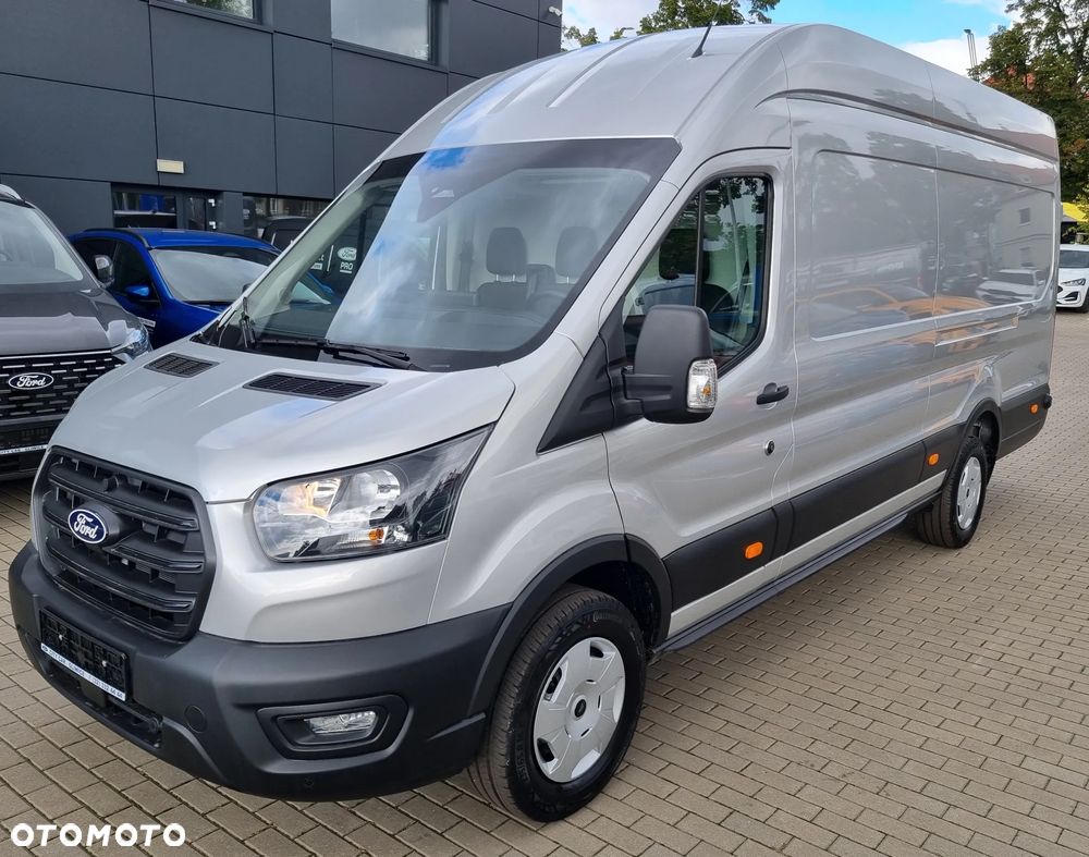 Ford Transit - 1