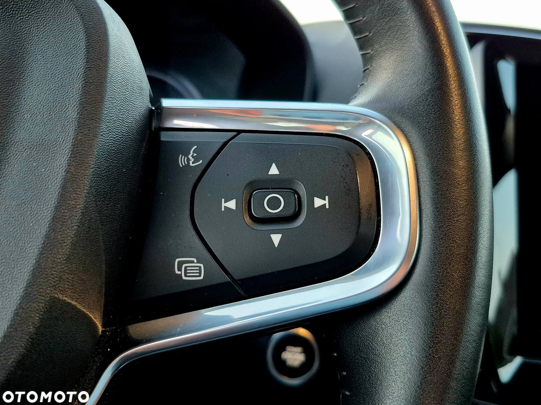 Volvo XC 40 T5 Plug-In Hybrid Inscription - 25