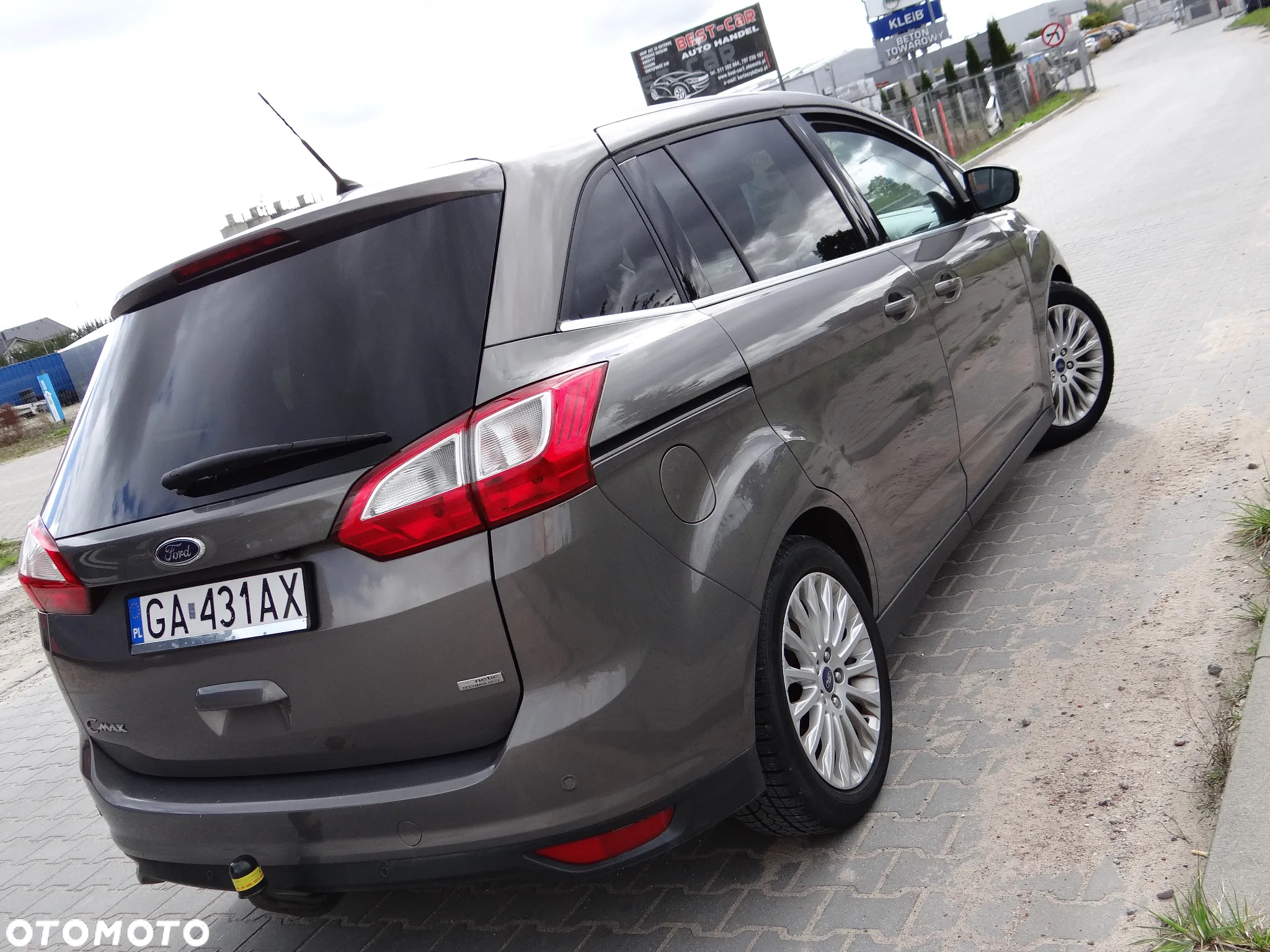 Ford Grand C-MAX - 16