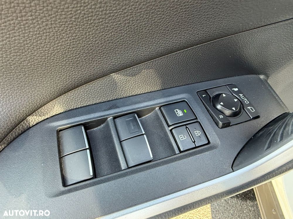 Toyota RAV4 2.5 VVT-iE 4x2 Dynamic - 24