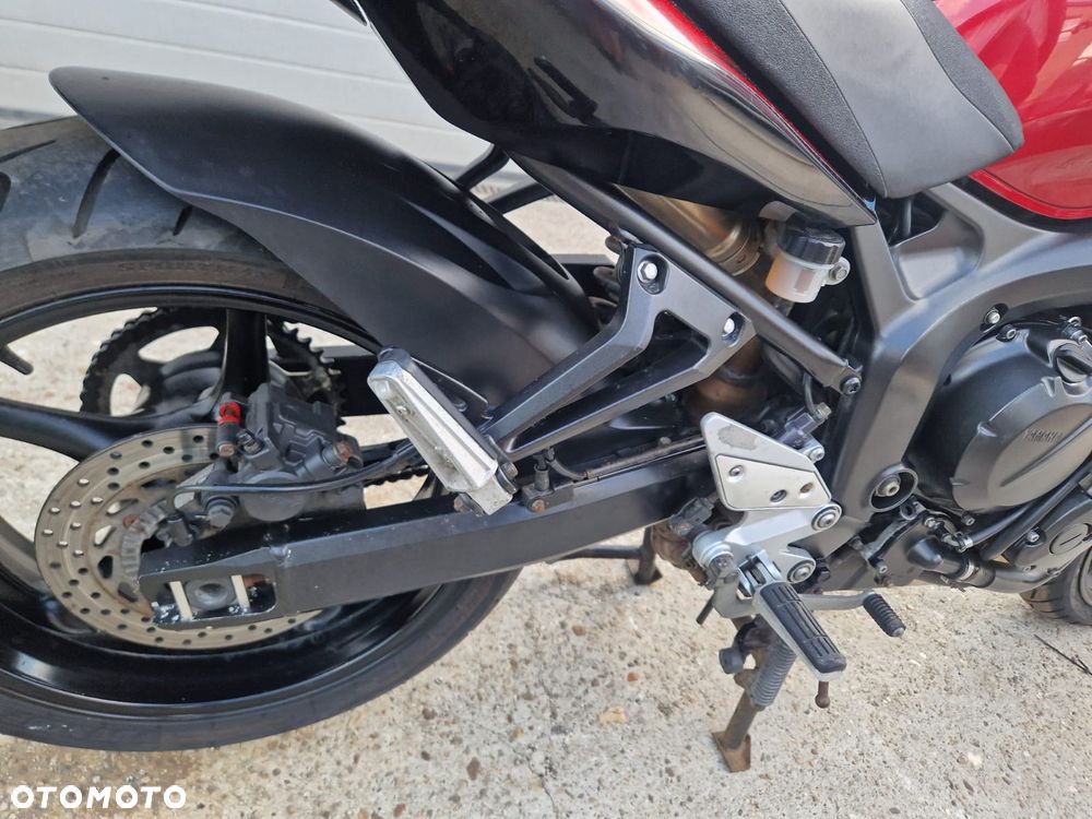 Yamaha FZ6 - 26