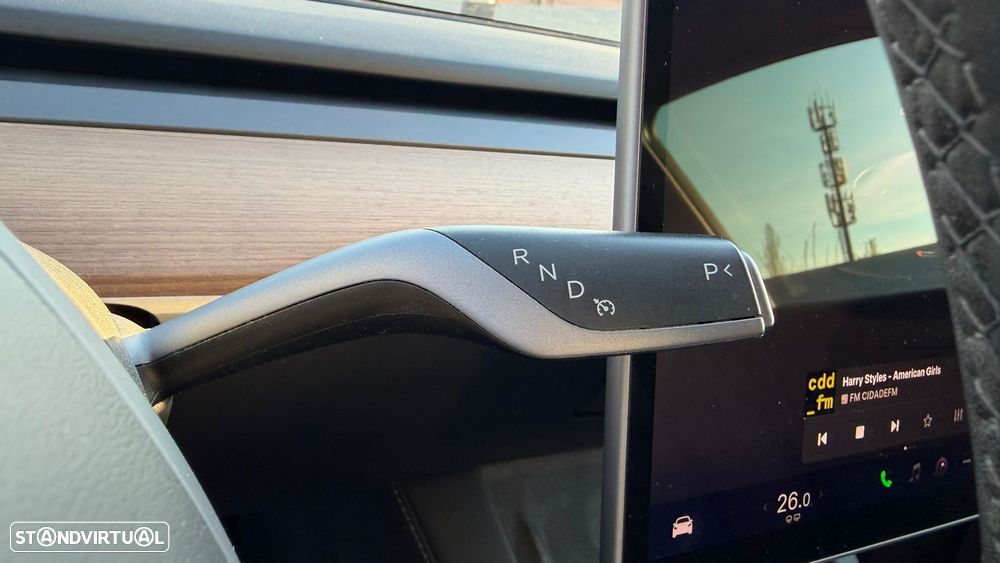 Tesla Model Y Performance Tração Integral - 28