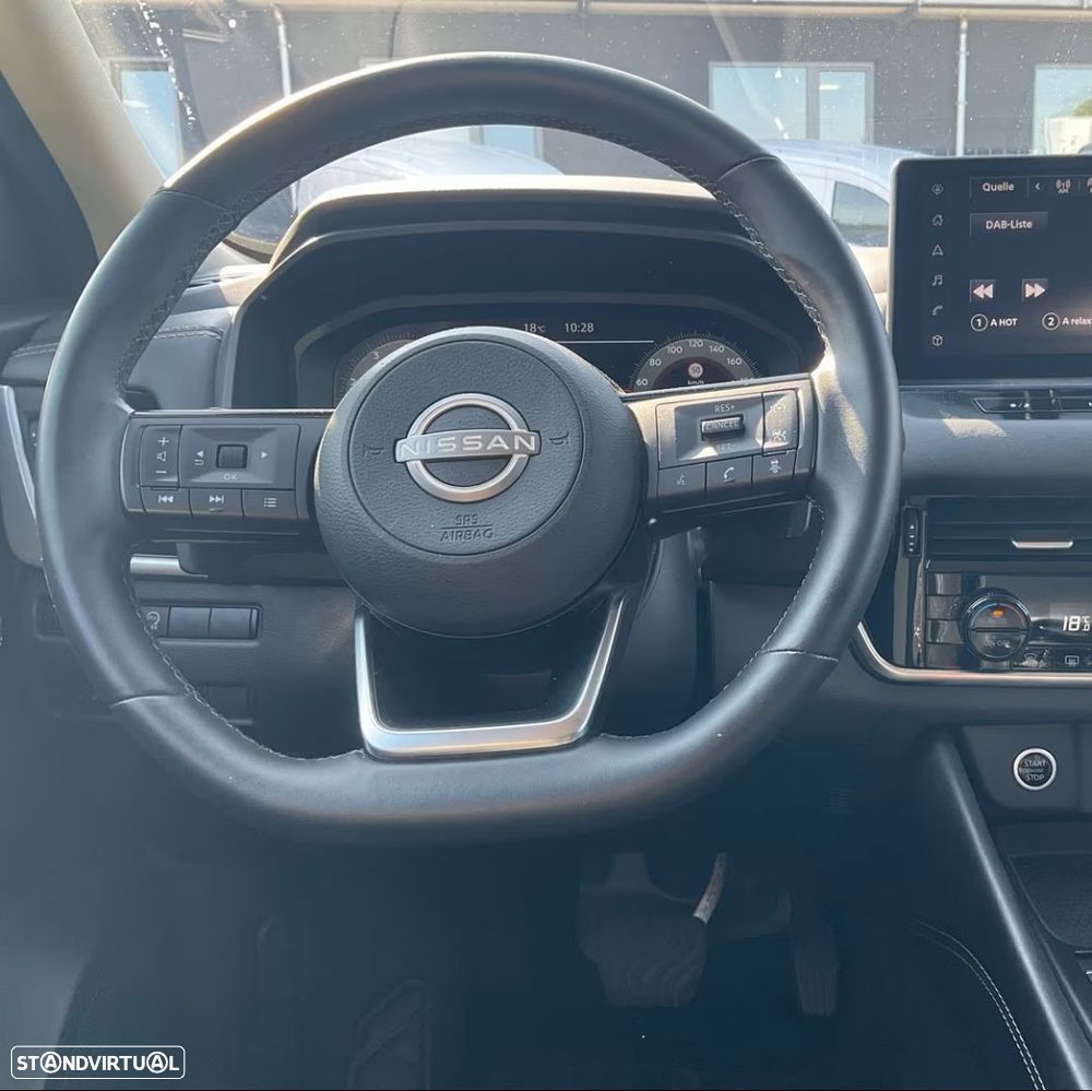 Nissan Qashqai 1.3 DIG-T N-Connecta - 4