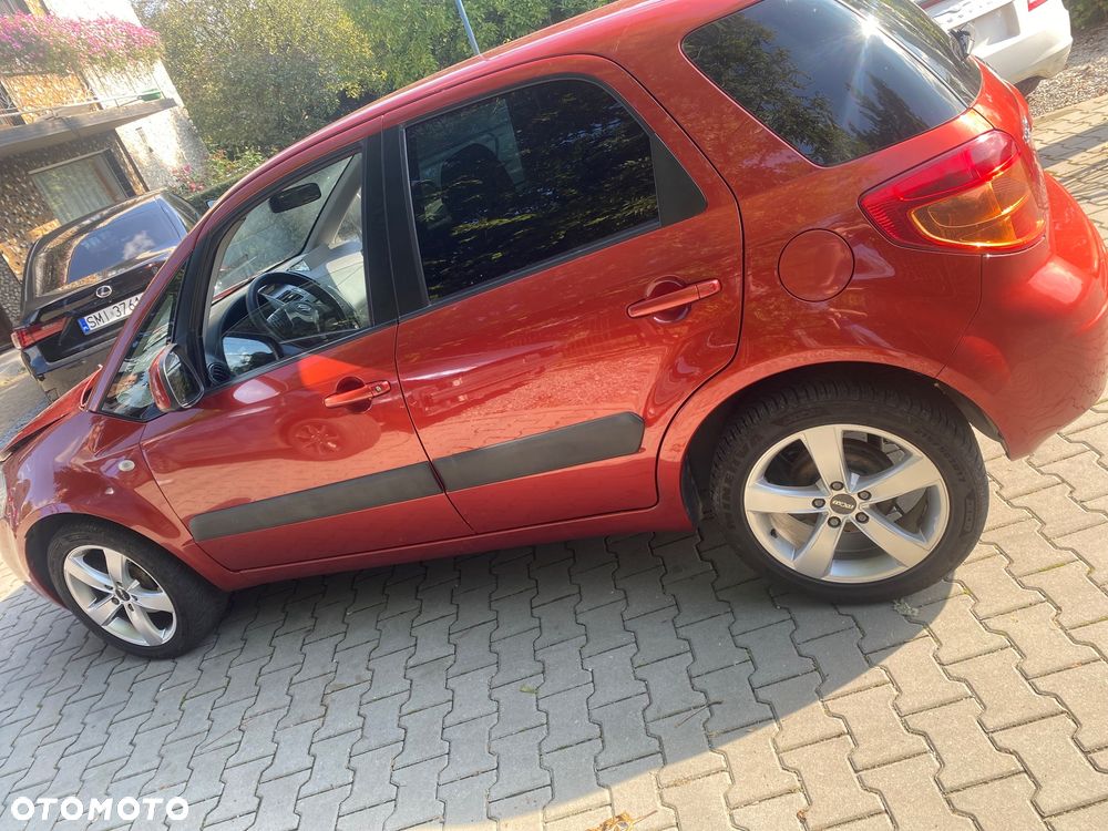 Suzuki SX4 1.6 GS / Premium - 5