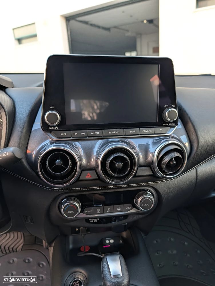 Nissan Juke 1.0 DIG-T N-Connecta NAV.+TwoTone NC DCT - 10