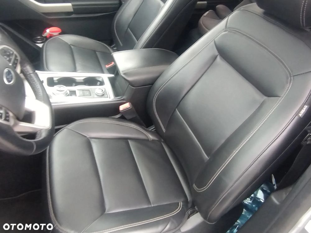 Ford Explorer - 20