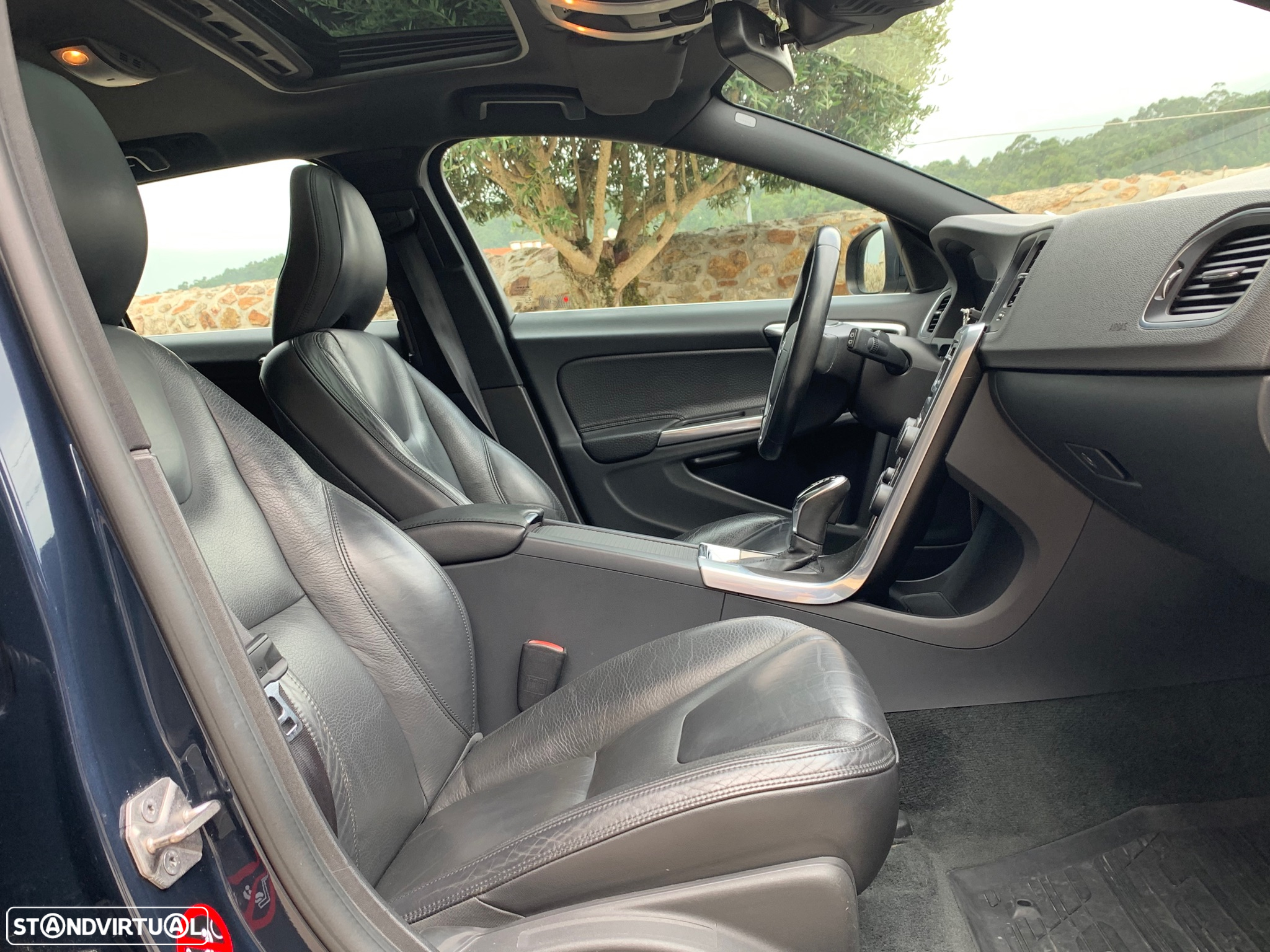 Volvo V60 D2 Geartronic Powershift Momentum - 13