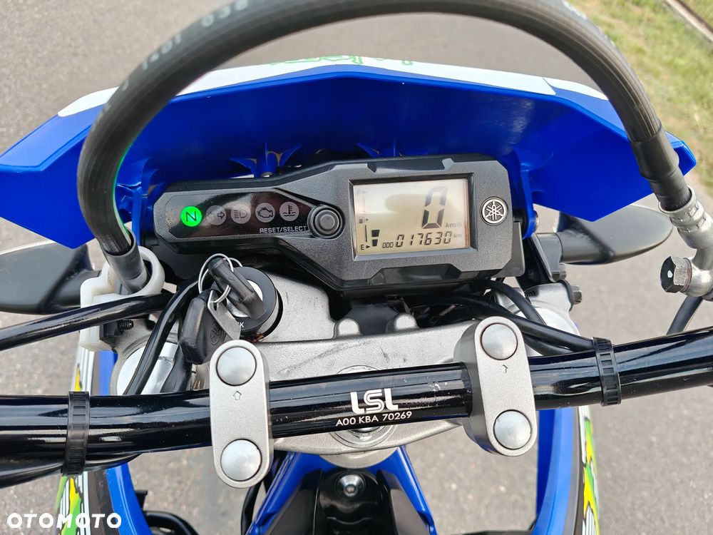 Yamaha WR - 14