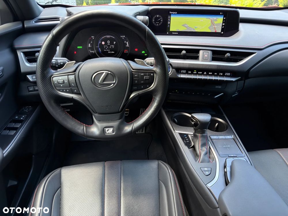 Lexus UX 250h GPF F Sport AWD - 26