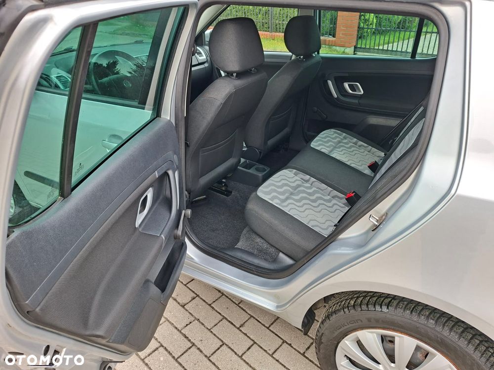 Skoda Fabia - 12